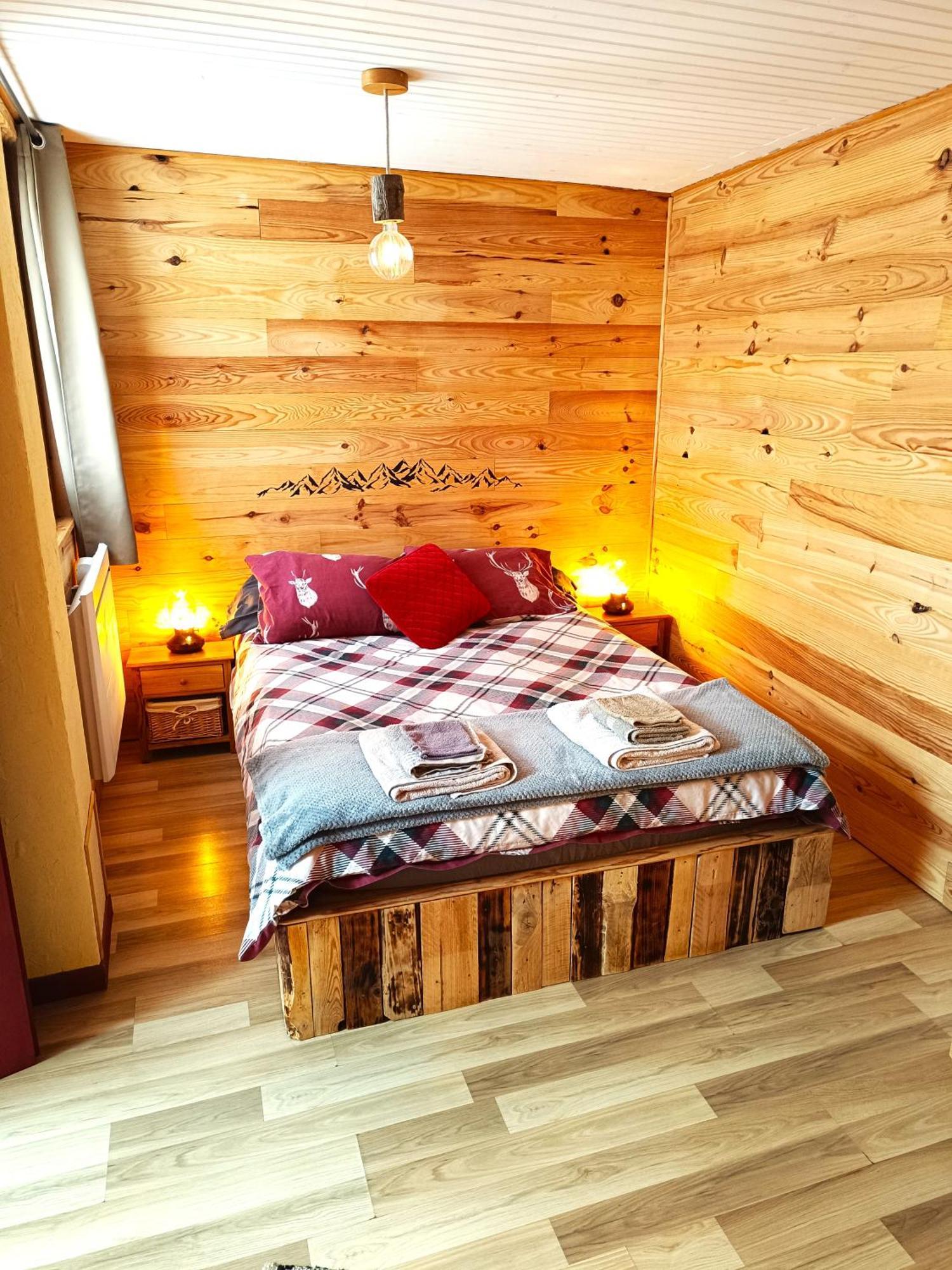 Gite Ha-Py Chalet Campan Ngoại thất bức ảnh